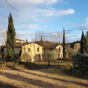 https://chambres-dhotes-aux-tournesols.fr-provencehotel.com